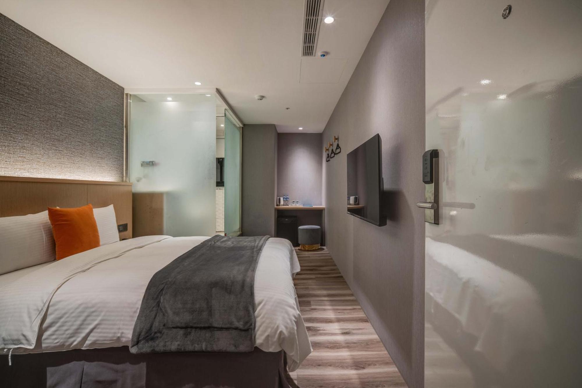 Fun Stay Inn Ximen Taipei Exterior photo
