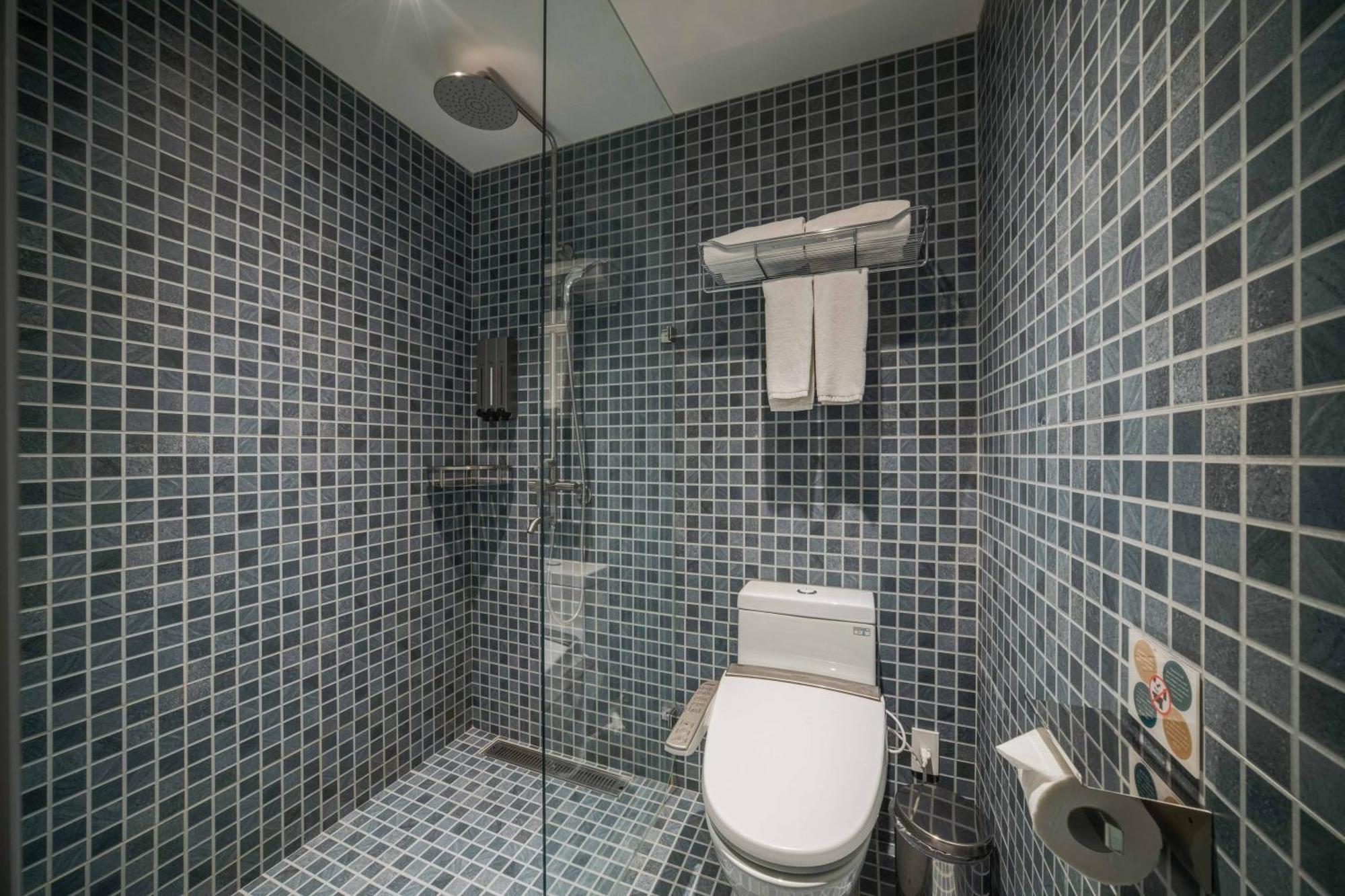 Fun Stay Inn Ximen Taipei Exterior photo